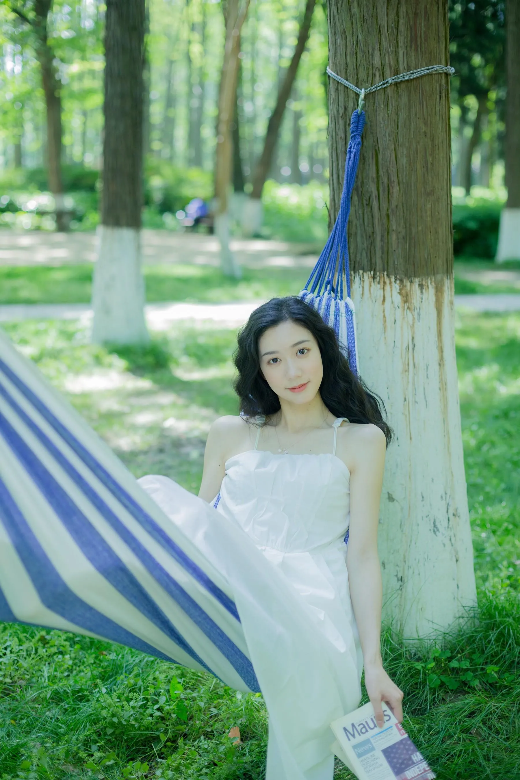 [YITUYU艺图语]2022.07.17 沉沦夏日 饲猫少女- [40P]插图